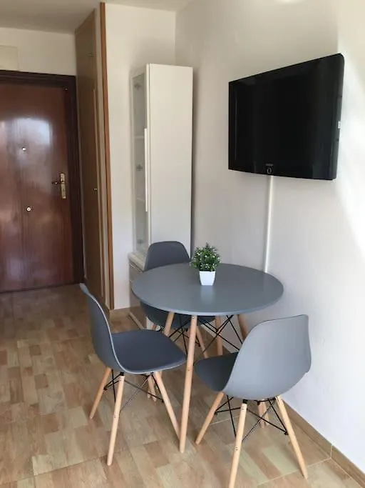 Apartamento Estudio con vista al mar a 200 mts de la playa Benalmádena