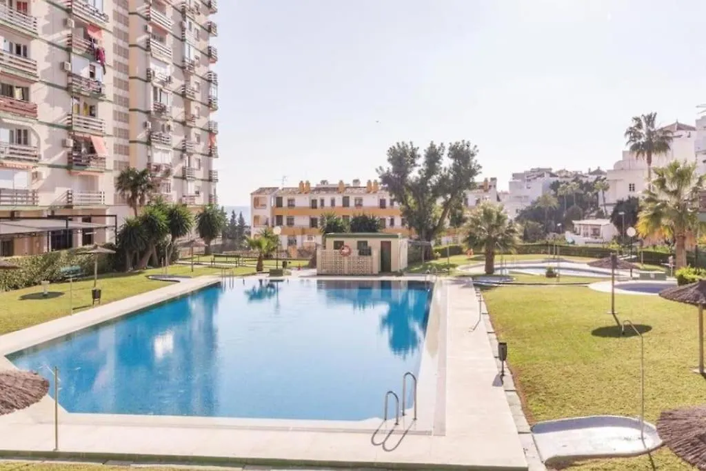 Estudio con vista al mar a 200 mts de la playa Benalmádena Apartamento
